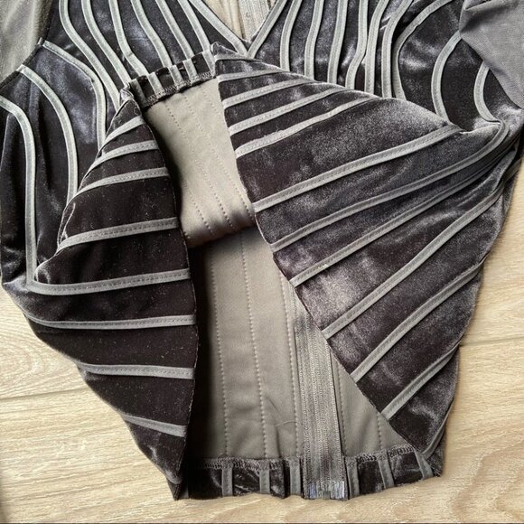 Vintage Concepts Conrad C Velvet Lace Mixed Media Top - Picture 9 of 16